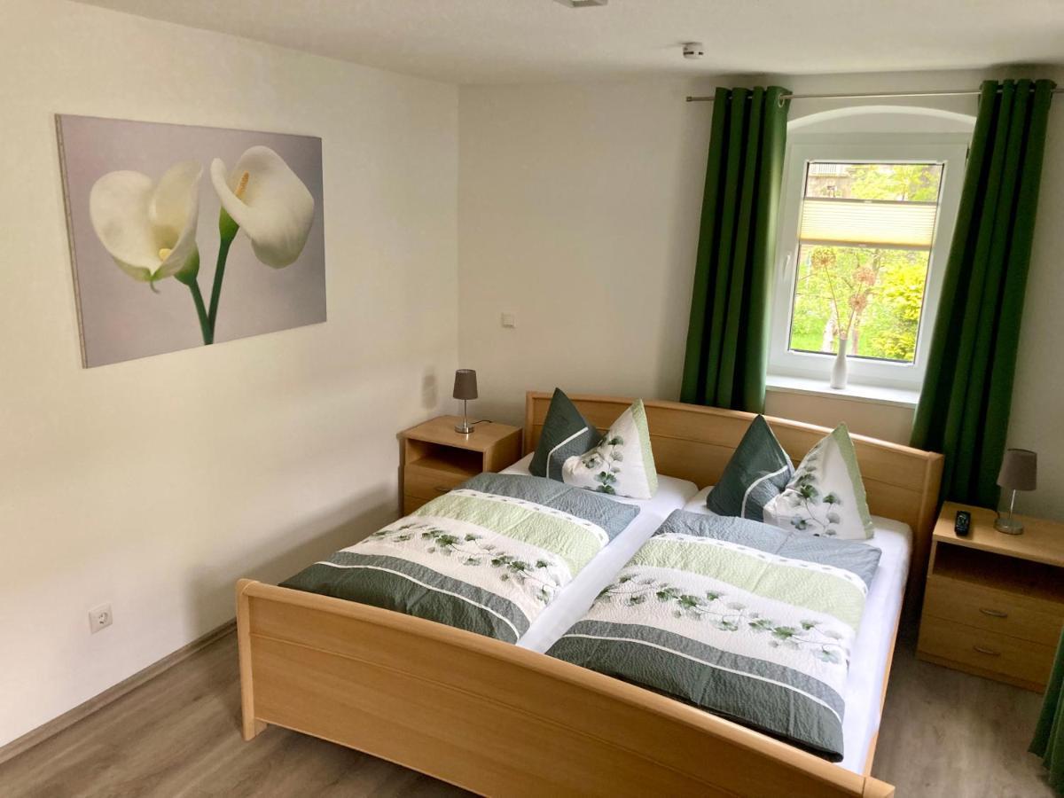 Ferienwohnung "Am Kirchsteig" 쿠로르트고리슈 외부 사진