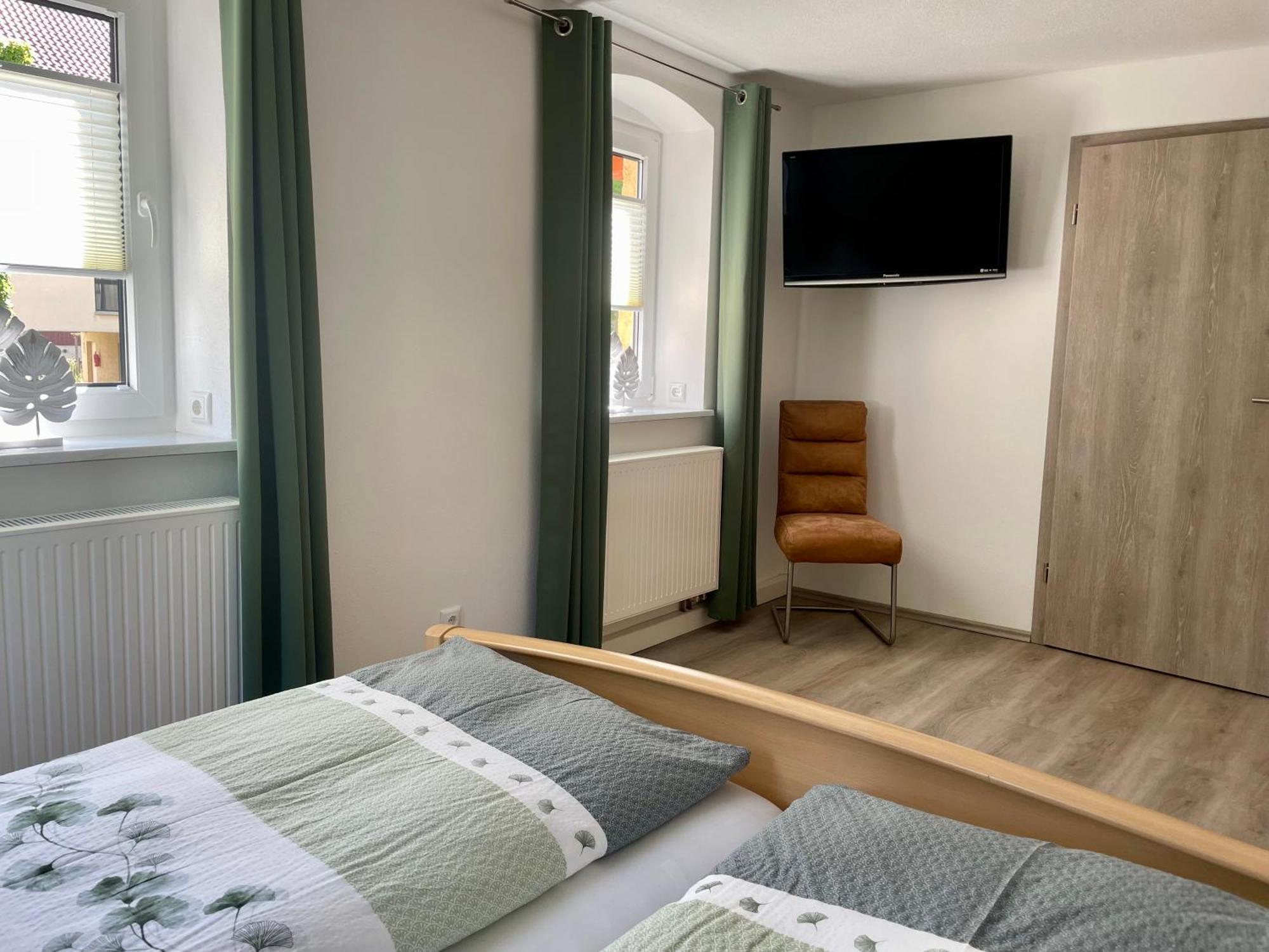 Ferienwohnung "Am Kirchsteig" 쿠로르트고리슈 외부 사진